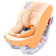 COMBI Coccoro Car Seat (Orange)